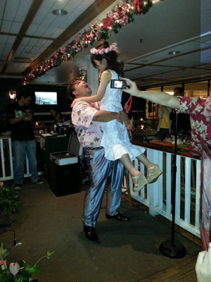 1386982546228 1386982546228